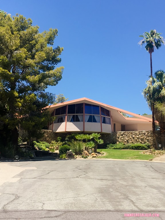 The Elvis Honeymoon Hideaway Tour-1090