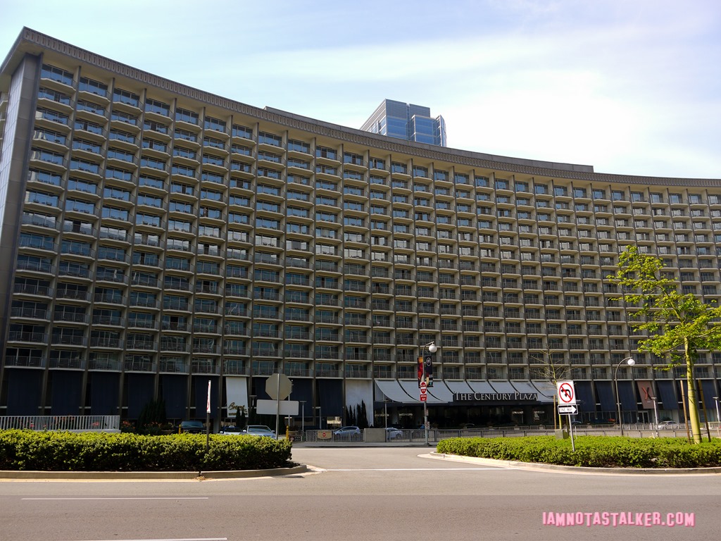 Hyatt Regency Century Plaza from The Ugly Truth-3