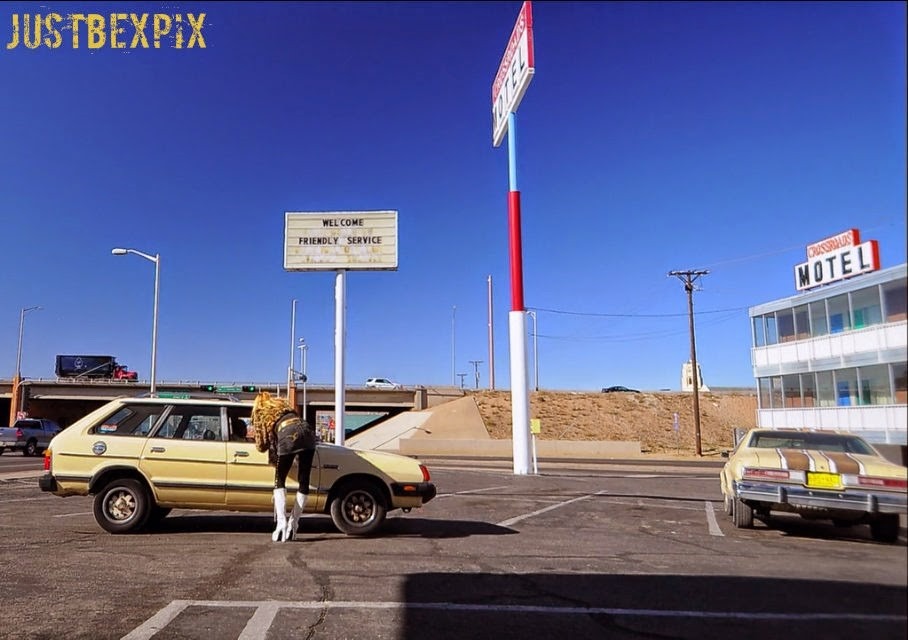 Crossroads Motel