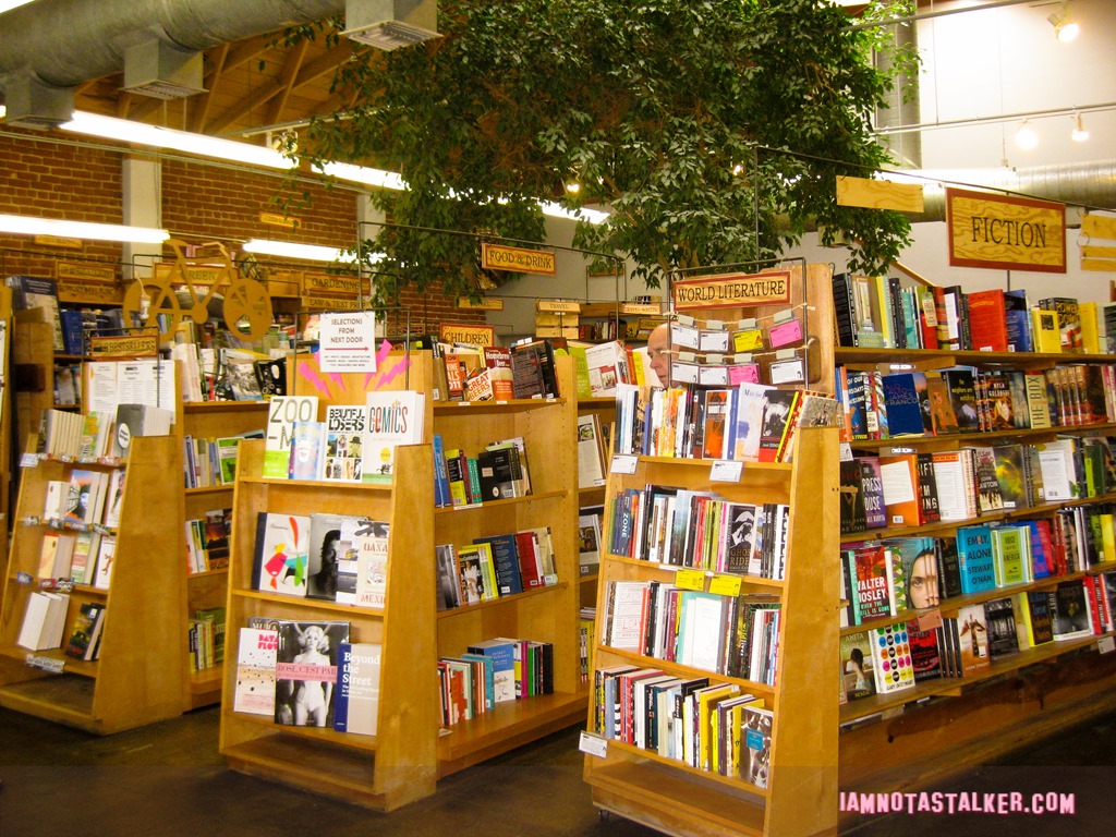 Skylight Books from Veep-4761