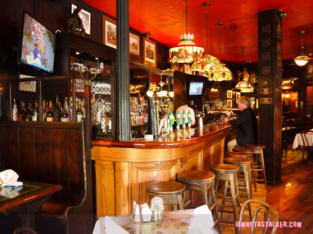 Martin's Tavern - Where JFK Proposed to Jackie-1160586