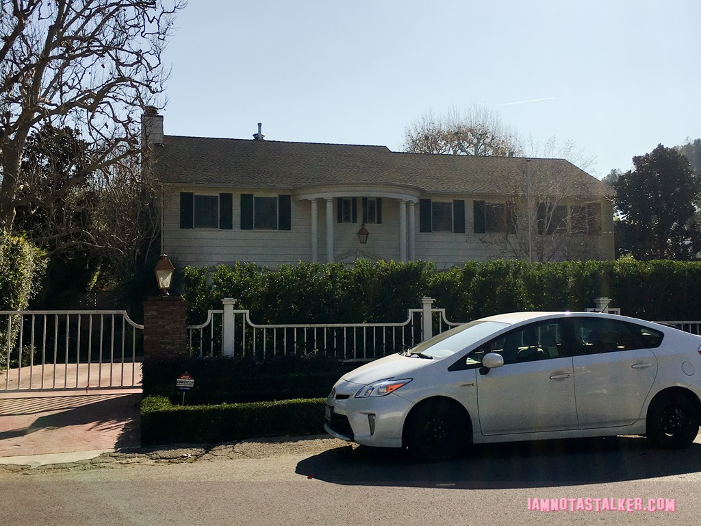 The Fresh Prince of Bel Air Christmas House (2 of 2)