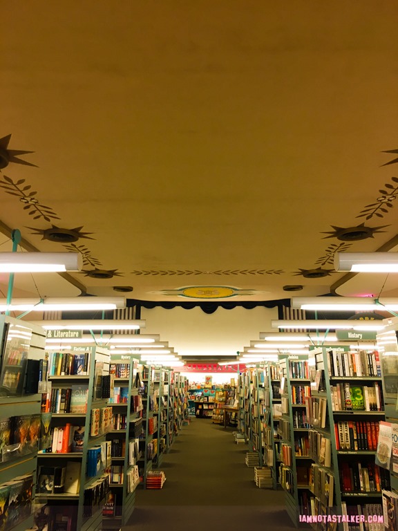 Bookstar from Beverly Hills 90210-6164
