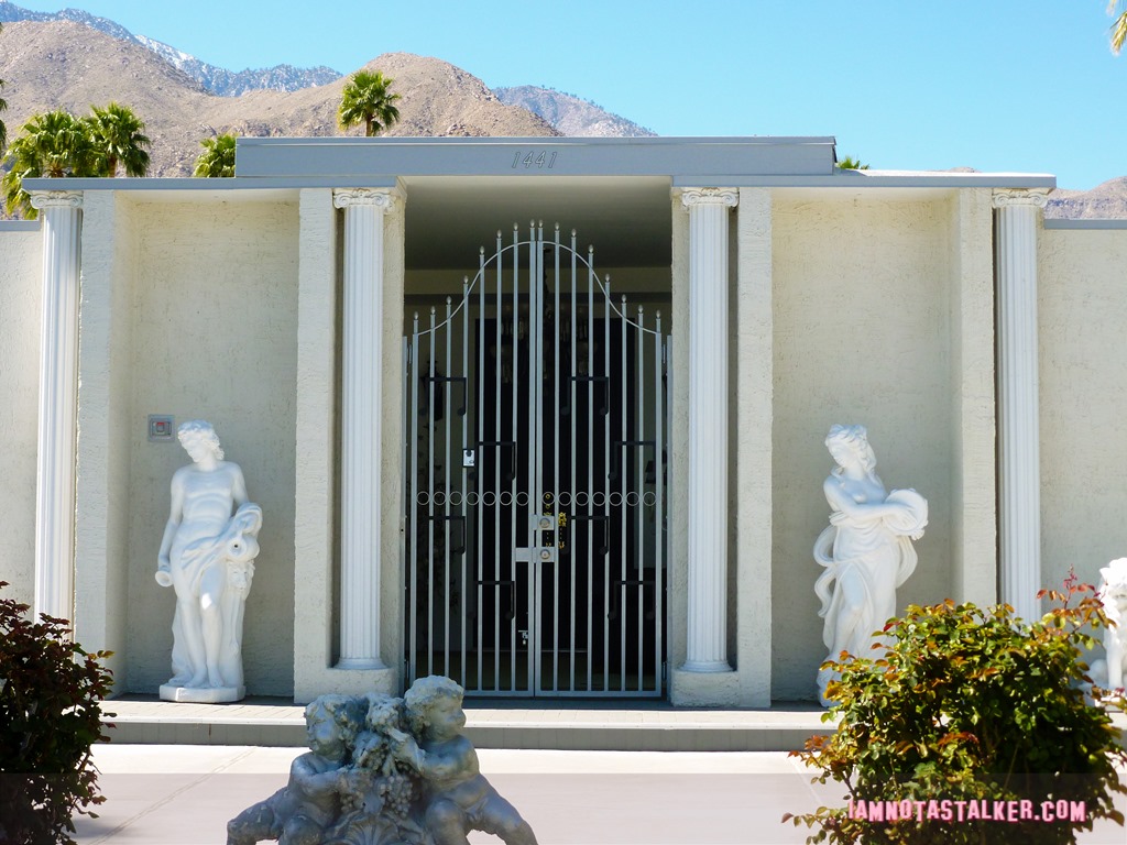 Liberace's Third Palm Springs House (20 of 23)