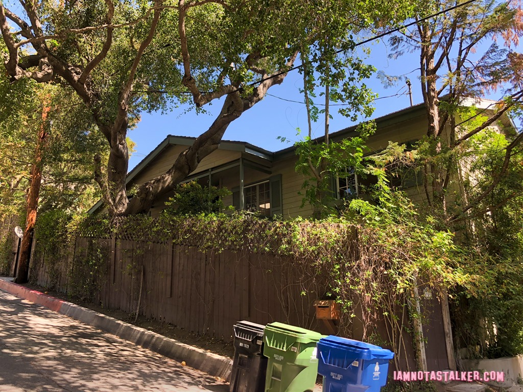 Neve Campbell's Former Haunted House (3 of 10)