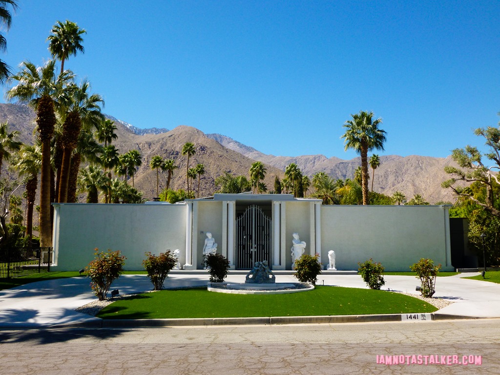 Liberace's Third Palm Springs House (9 of 23)
