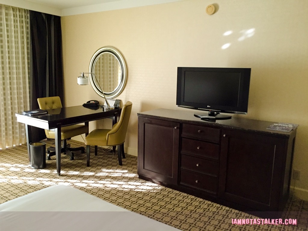 Hyatt Regency Century Plaza from The Ugly Truth - Michael's Photos-11