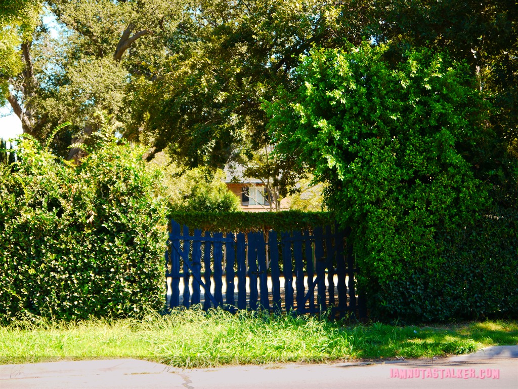 Chateau Bradbury Estate from -The Craft- (5 of 12)