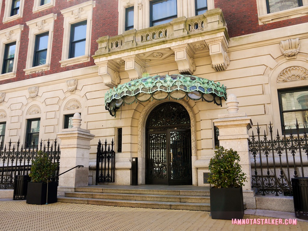 British Consulate from Jumpin' Jack Flash-2