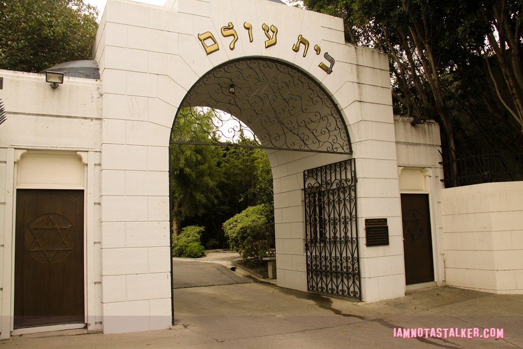 Studio Gate 3 from Feud-7807