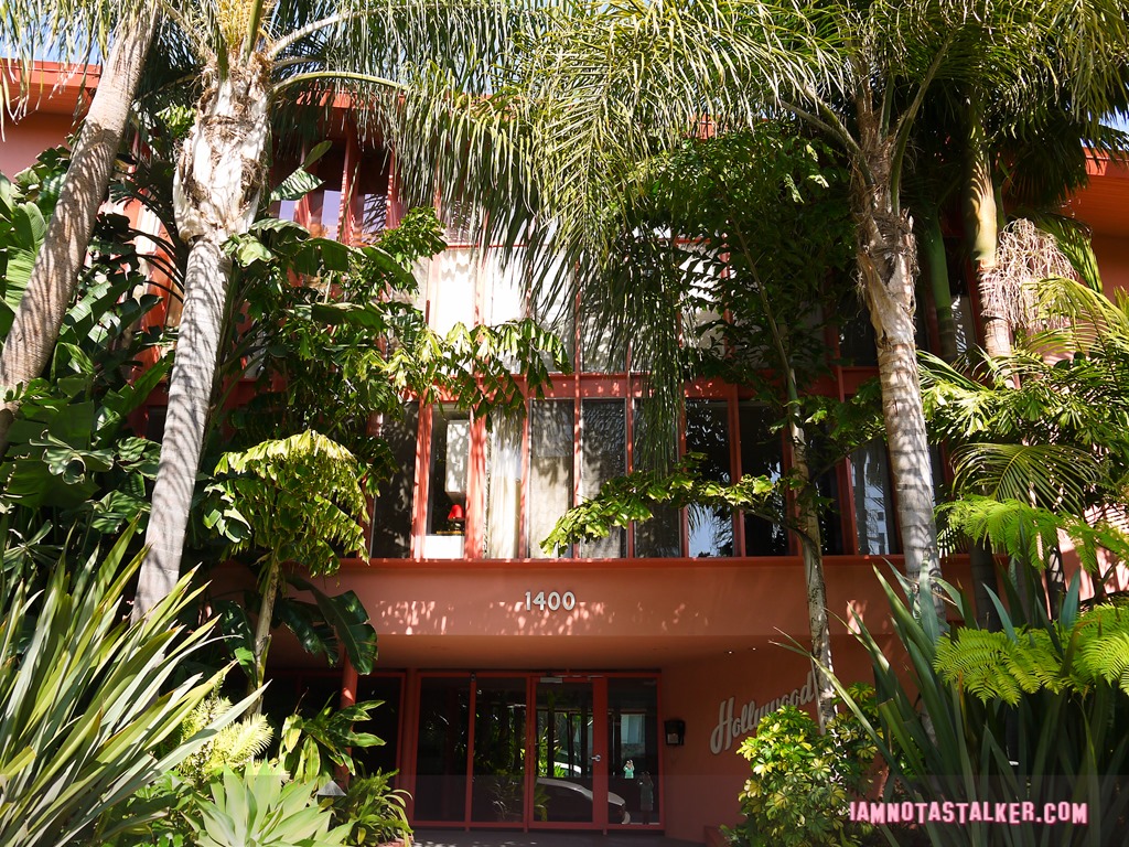 Sara's Apartment Building L.A. Story (1 of 19)