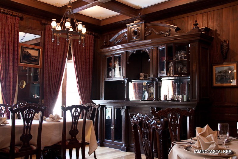 Disneyland-Inside-Club-33-52