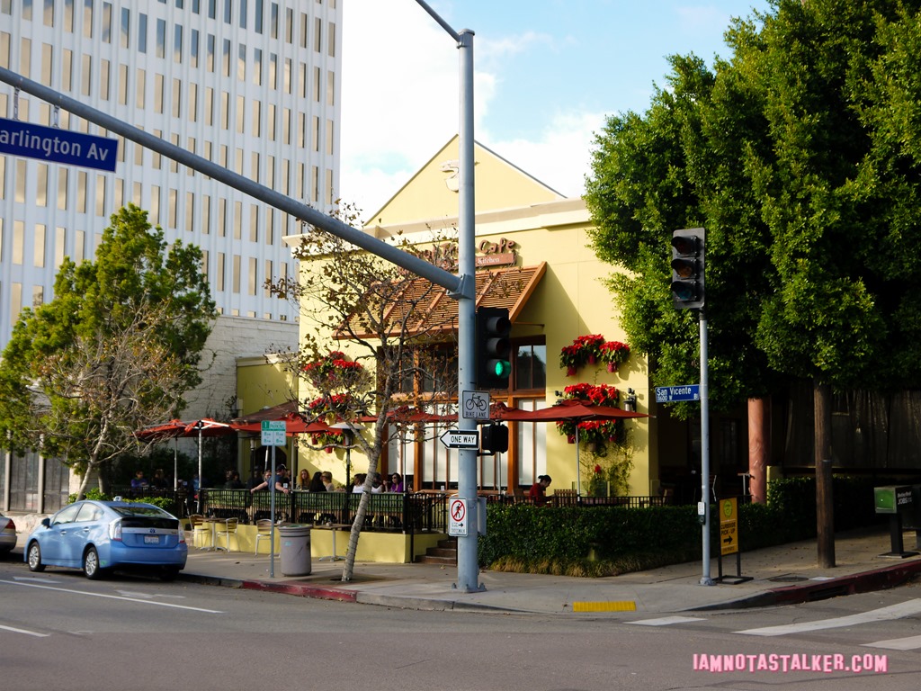 Regular Jon's Pizza Ferris Bueller's Day Off (3 of 4)