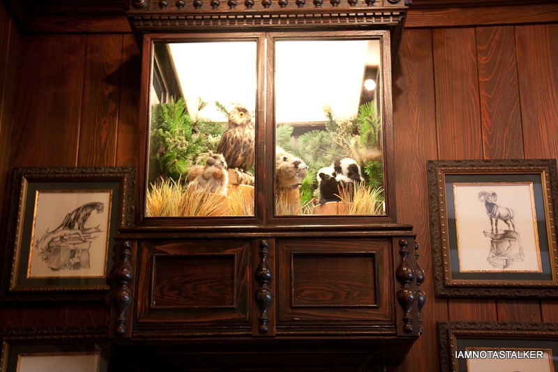 Disneyland-Inside-Club-33-51