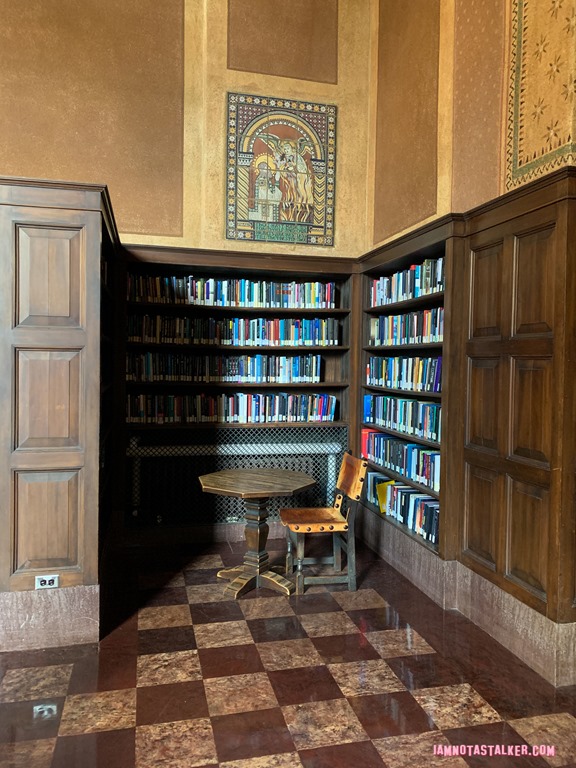 Hoose Library from What Women Want (16 of 61)