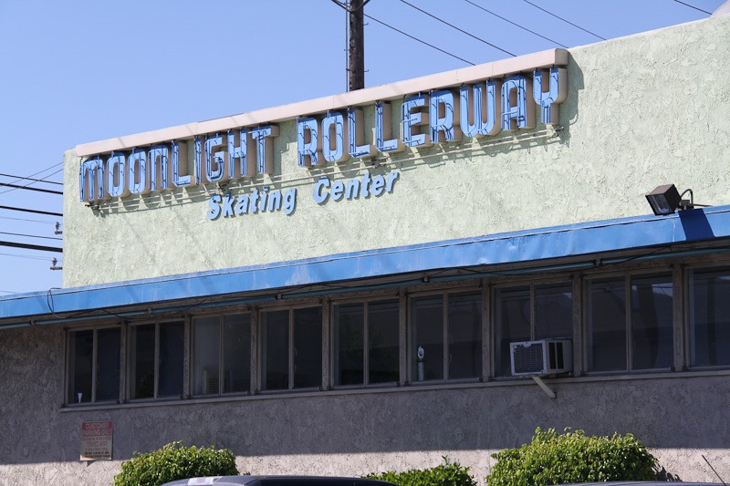 Moonlight-Rollerway-Glee-Public-Affair-6