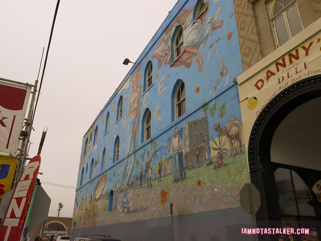 SanDeE's Apartment - L.A. Story-1000540