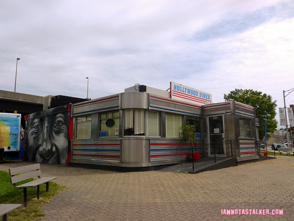 The Hollywood Diner from Sleepless in Seattle-1170338