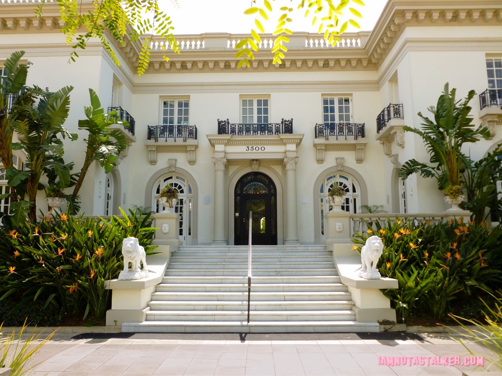 Guasti Villa from Veep-1030908