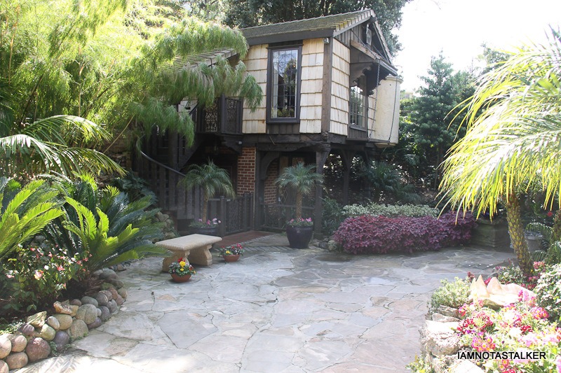 Lake-Shrine-Self-Realization-Fellowship-58